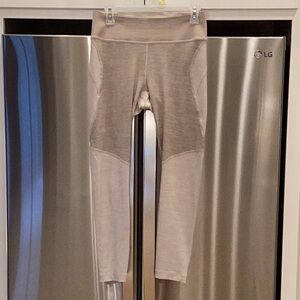 Outdoor Voices Women’s tan leggings size M